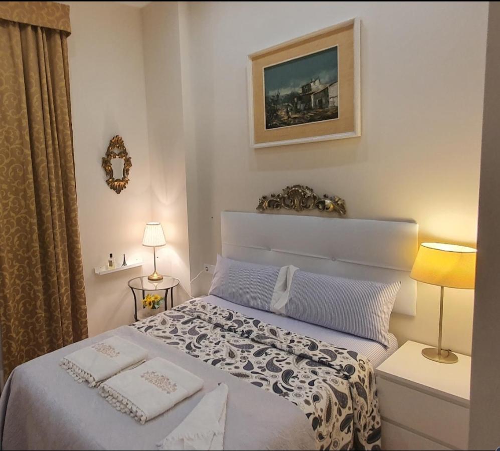 ולנסיה Cozy Luxury Apartments*****. The City Center מראה חיצוני תמונה